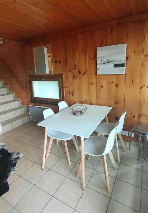 Superbe Appartement 3.5 Avec Cheminee Gruyeres Extérieur photo